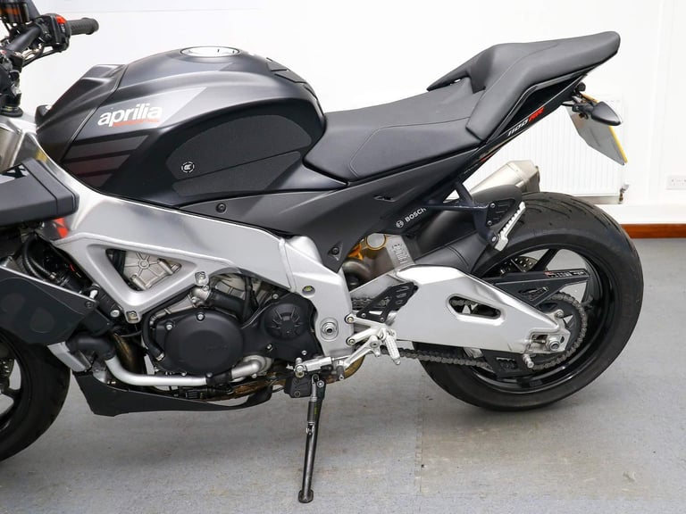 2019, '19 reg. Aprilia Tuono V4 1100 RR. Please See Pics. £8,995