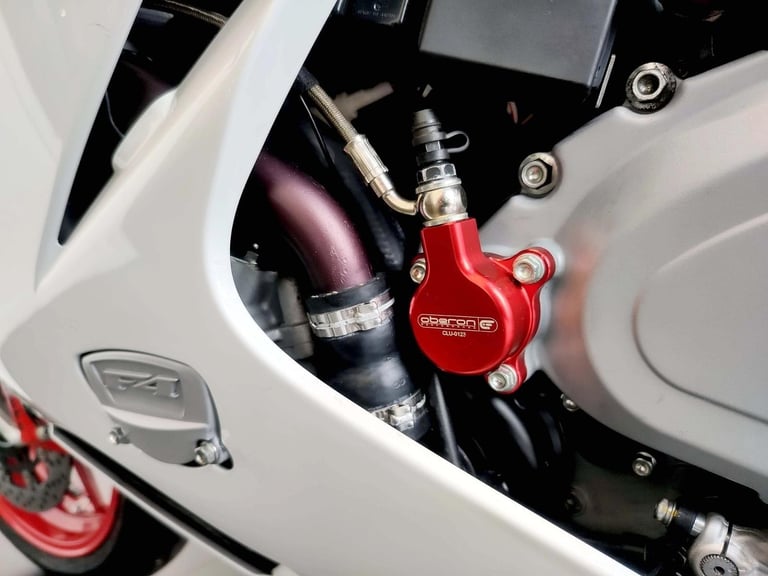 2015 MV Agusta F4 1000 White 1,135 Miles | £256 Dep & £256 pcm 7.9% APR