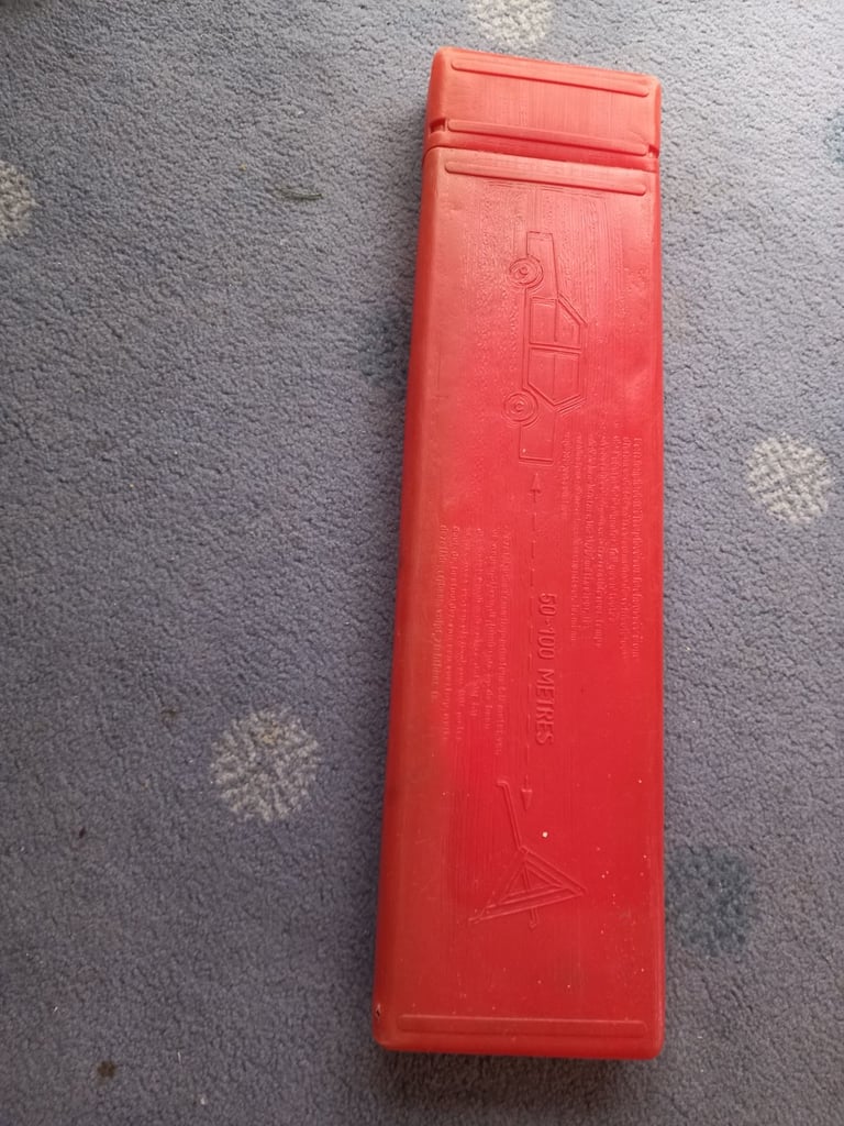 Triangle for outside car