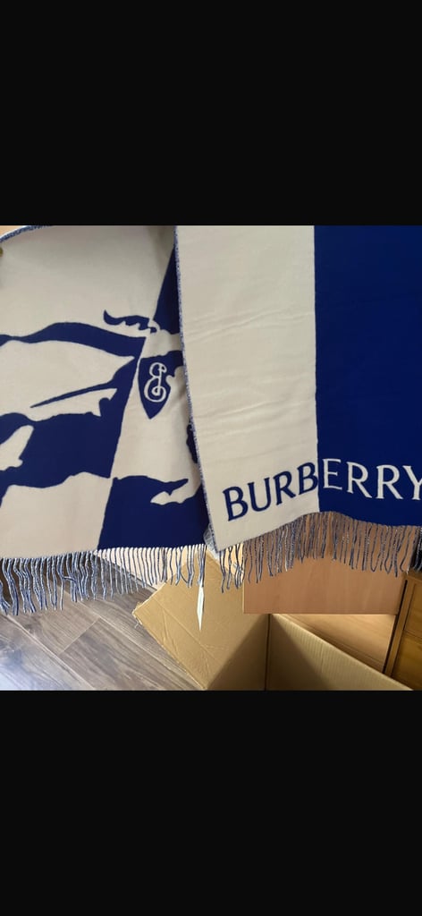 image for Burberry cashmere wool big scarf 100% New