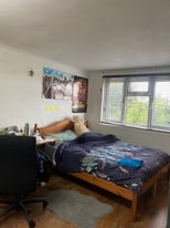 image for LARGE DOUBLE BEDROW NEAR HOUNSLOW CENTRAL
