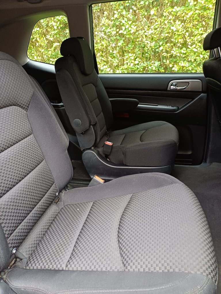 Ssangyong, TURISMO, MPV, 2017, Manual, 2157 (cc), 5 doors