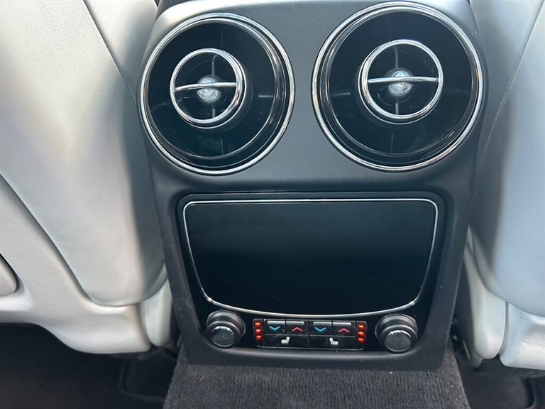 2011 Jaguar XJ D V6 PREMIUM LUXURY Saloon Diesel Automatic