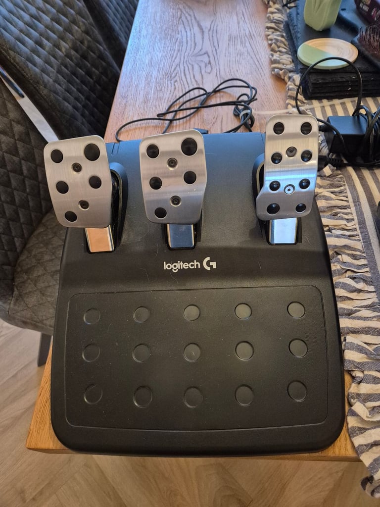G29 wheel and pedals (with truebrake mod fitted)