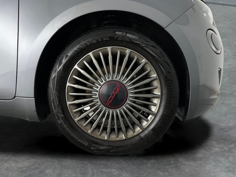 2022 Fiat 500e 42kWh RED Hatchback 3dr Electric Auto (118 ps) - CRUISE - SPEED LIMIT RECOG Hatchb...