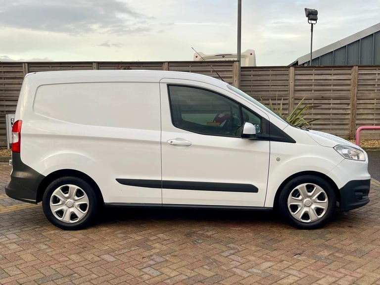 Ford Transit Courier 1.6 TDCI 95 TREND