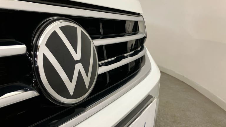 2022 Volkswagen Tiguan 2.0 TDI R-Line 5dr DSG Diesel Estate Estate Diesel Automatic