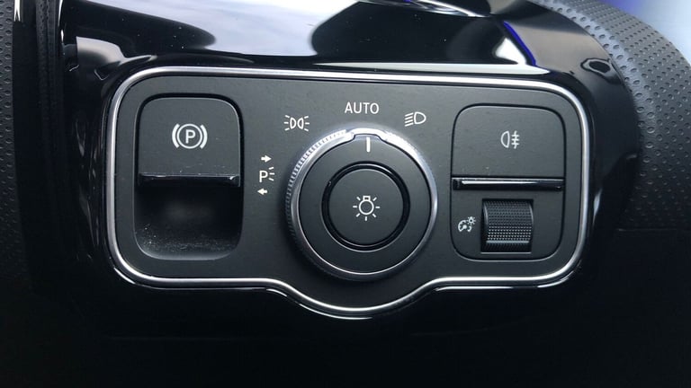 2023 Mercedes-Benz A-Class A 180 AMG LNE EXECUTIVE M Hatchback Petrol Automatic