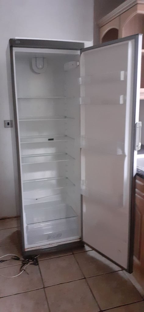 image for Tall Fridge Free