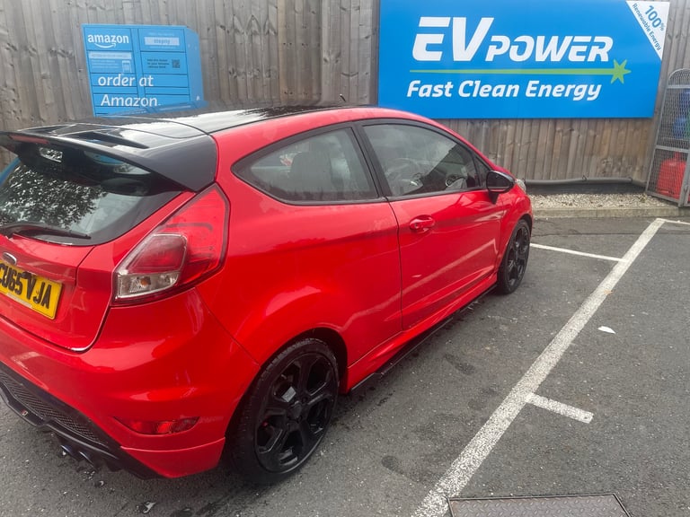 Ford, FIESTA, Hatchback, 2015, Manual, 998 (cc), 3 doors