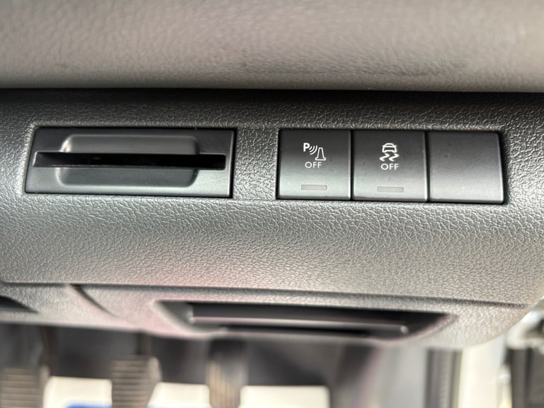 2014 Peugeot 3008 1.6 HDi Active 5dr HATCHBACK Diesel Manual