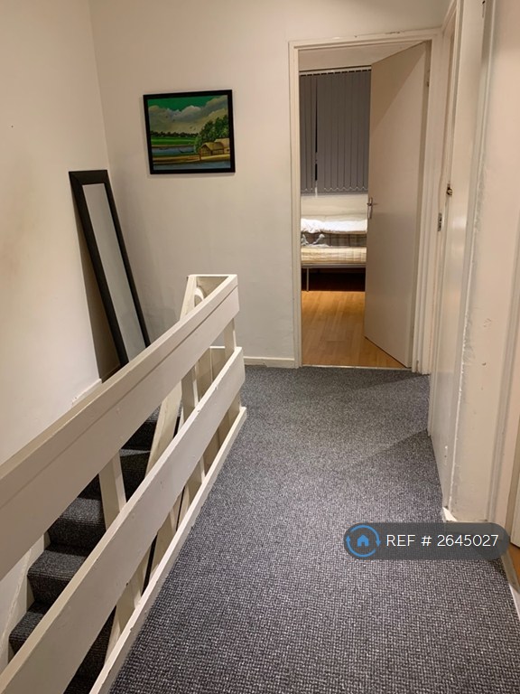 1 bedroom in Treby Street, London, E3 (#2645027)