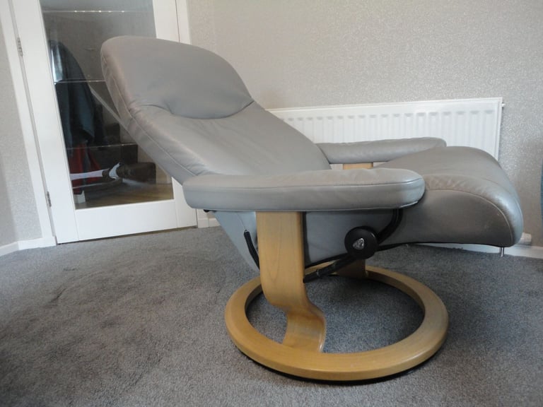 Quality ekornes leather stressless swivel recliners x 2 with footstools as pictures, £500 EACH chair