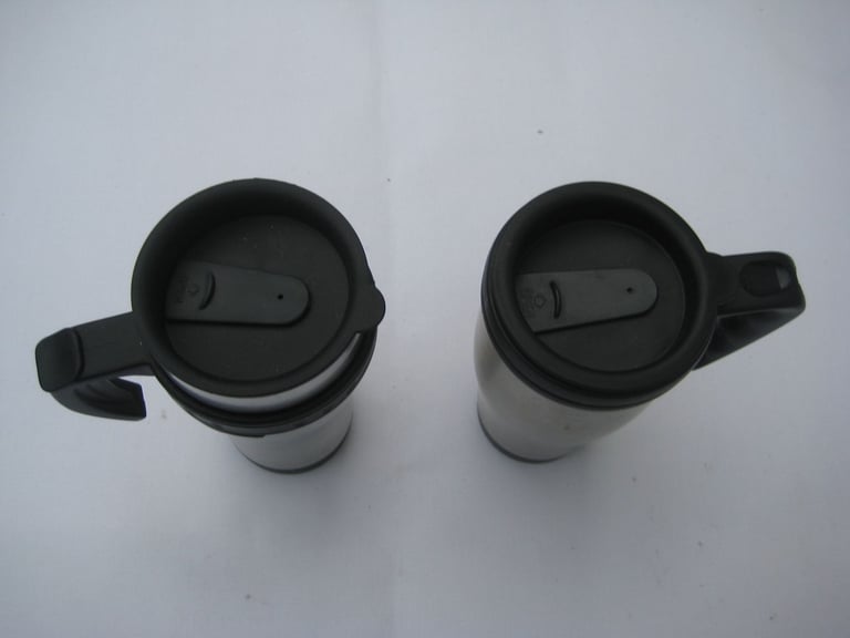Two 400ml Insulated Metallic Drinks Mugs for £2.00 Each