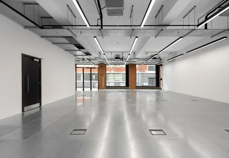 *Clerkenwell* Private Serviced Offices: Units from 5 to 300 desks for rent EC1