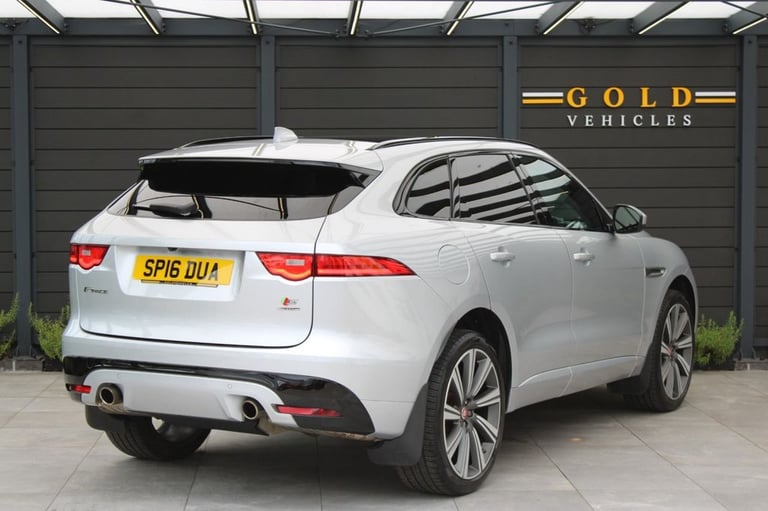 2016 Jaguar F-Pace 3.0 D300 V6 S SUV 5dr Diesel Auto AWD Euro 6 (s/s) (300 ps) ESTATE Diesel Auto...