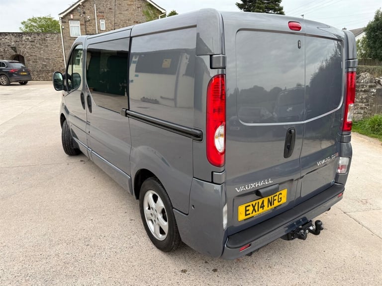 2014 Vauxhall Vivaro 2.0CDTI [115PS] Sportive Van 2.7t Tecshift Euro 5 PANEL VAN DIESEL Semi Auto...