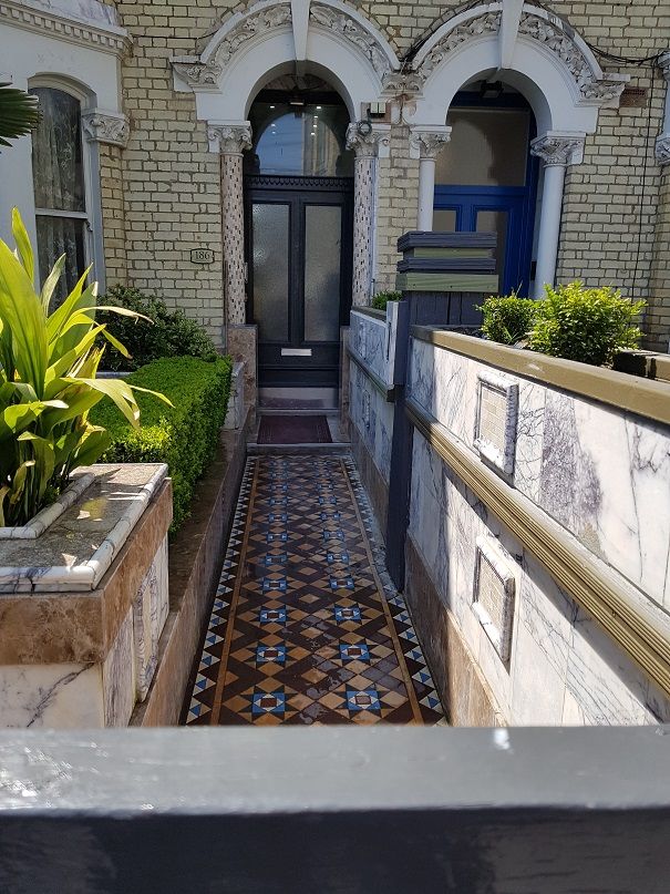 image for Double Room For Rent SW9