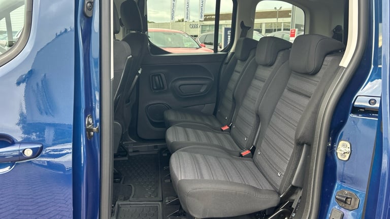 2021 Vauxhall Combo Life 1.2 Turbo 130 Elite 5dr Auto [7 seat] Petrol Estate Estate Petrol Automatic