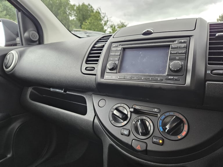 2 keys, NISSAN NOTE 1.4 N-Tec, 2010