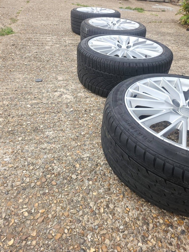Genuine Audi TT 18" 5x112 Alloy Wheels with tyres X4