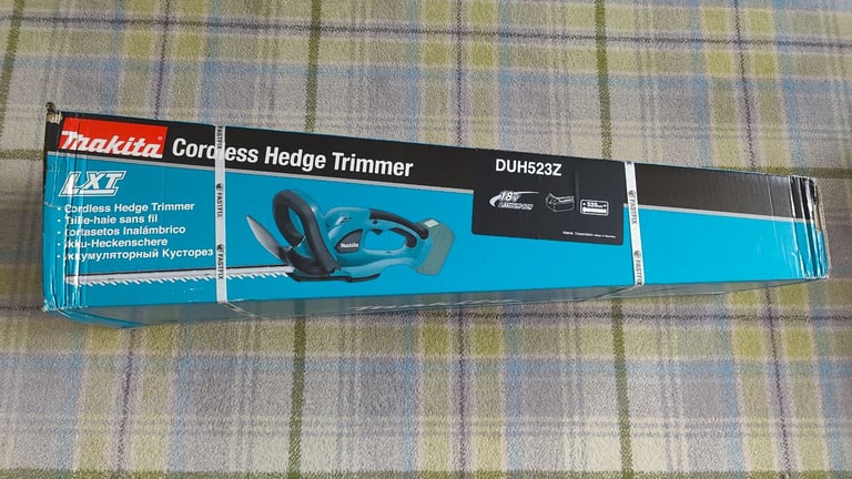 Makita DUH523Z 18v LXT Cordless Hedge Trimmer – NEW in sealed box. With Battery & Charger