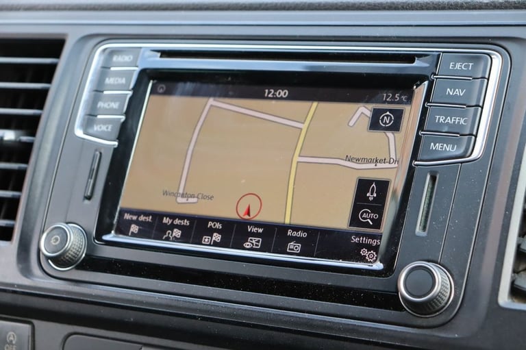 2017 17 VOLKSWAGEN TRANSPORTER 2.0 BITDI T32 BLUEMOTION TECH WINDOW VAN 4DR DIES