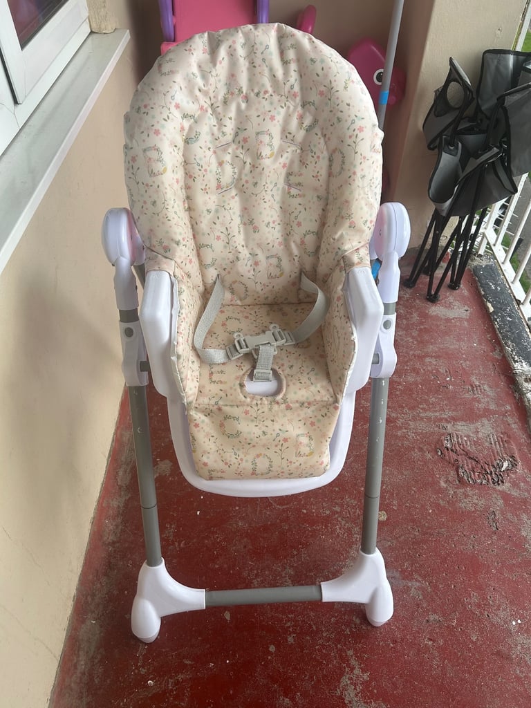 Mamas and papas high chair 