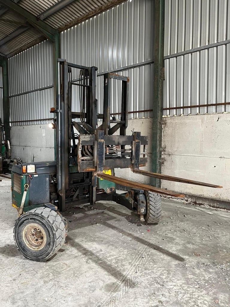 2015 MOFFETT M4 25.4 