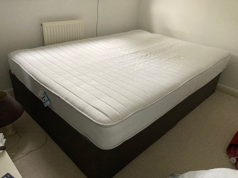 Double bed base & Firm Mattress (4’6) – Great Condition – £120 ono