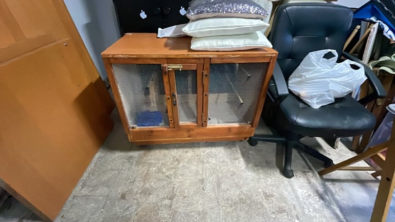 image for Description of a Homemade Bird/Hamster Cage