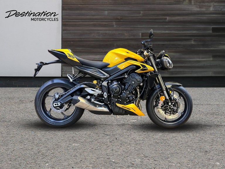 2025 Triumph Street Triple 765 RS PREMIUM COLOUR Petrol yellow 6 Speed