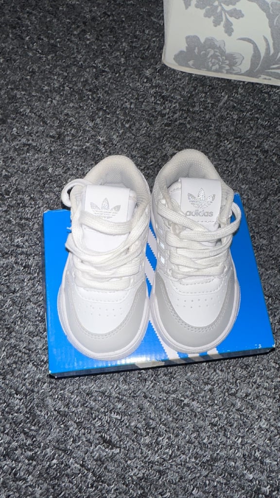 Kids shoes