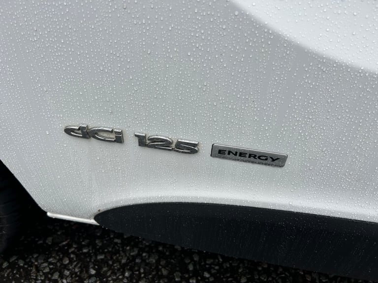 2017 Renault Trafic LL29 ENERGY dCi 125 Business+ lwb  Crew cab Van euro 6 no vat vat Crew Van Di...