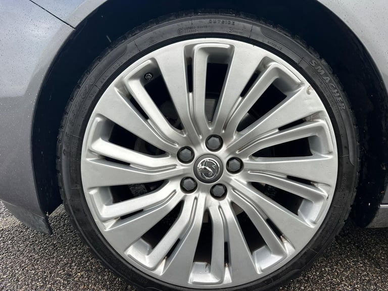 2016 Vauxhall Insignia 2.0 CDTi Elite Nav Auto Euro 6 5dr HATCHBACK Diesel Automatic