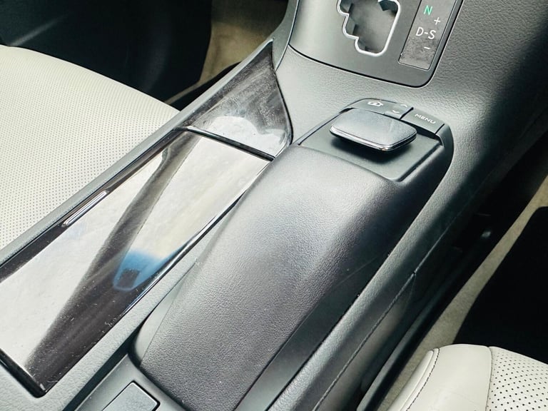 2014 Lexus RX 3.5 450h V6 Advance SUV 5dr Petrol Hybrid CVT 4WD Euro 5 (s/s) (Pan Roof) ( ESTATE ...