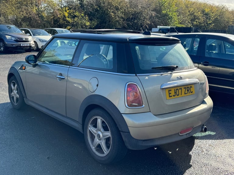 2007 MINI COOPER 1.6 PETROL AUTOMATIC, WOW 54k MILES, PAN SUNROOF, HEATED SEATS