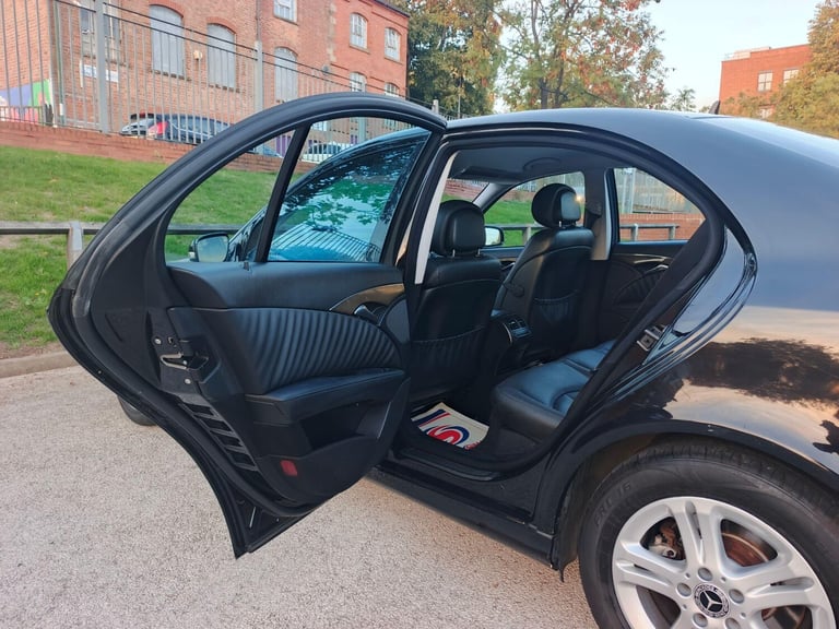 2008 Mercedes-Benz E-Class E220 CDI Avantgarde 4dr Tip Auto SALOON DIESEL Automatic