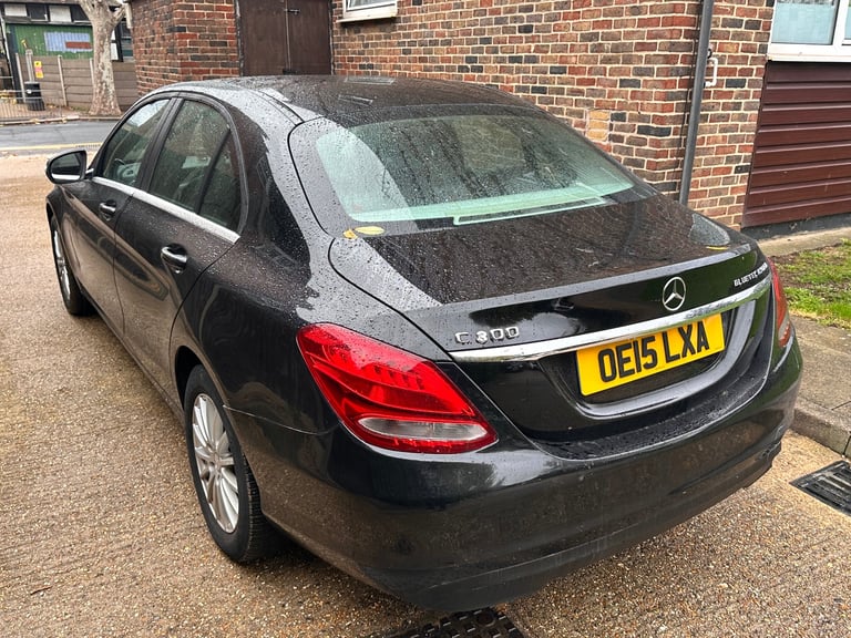 Mercedes-Benz, C CLASS, Saloon, 2015, Semi-Auto, 2143 (cc), 4 doors