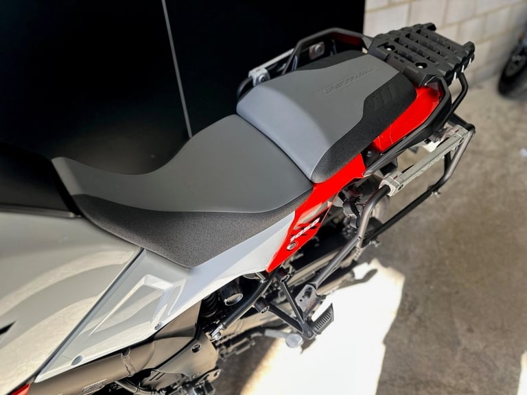 Stunning One Owner Low Mileage 2023/72 Suzuki DL 1050 V-Strom XT 