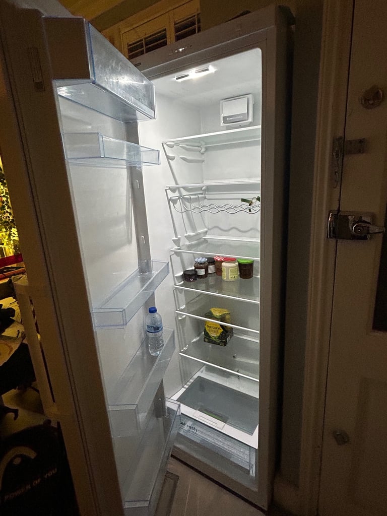 image for Freestanding BOSCH fridge