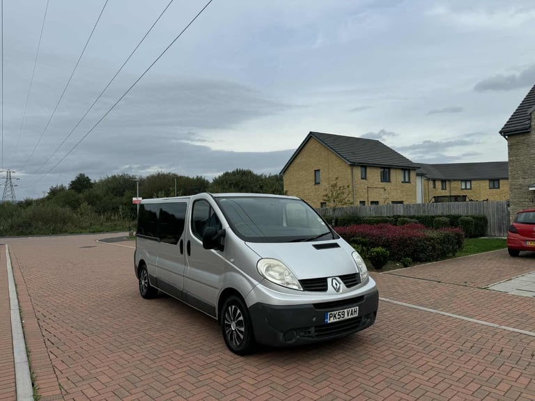 Renault, TRAFIC, Vivaro, Vito , Transit , 9 Seater Minibus MPV, 2010, Manual, 2464 (cc), 4 doors