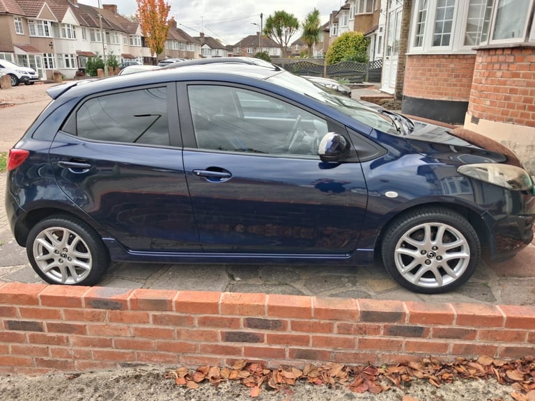 Mazda, 2, Hatchback, 2013, Manual, 1349 (cc), 5 doors