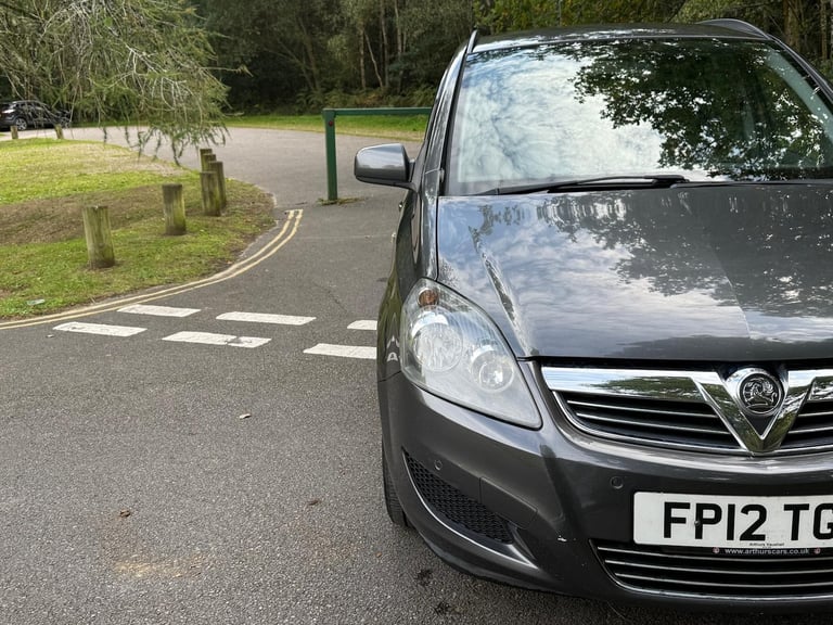 2012 Vauxhall Zafira 1.6i [115] Exclusiv 5dr MPV Petrol Manual