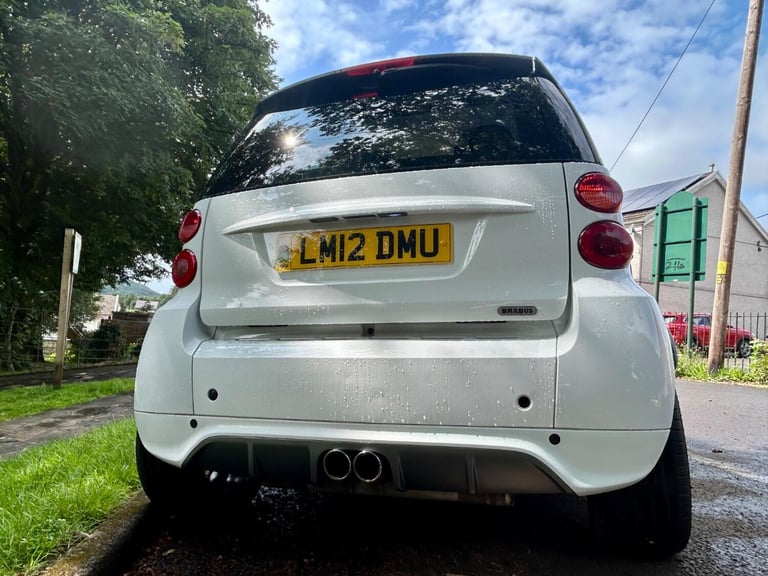 SMART FORTWO 1.0*BRABUS Xclusive*Glassroof-BT-HPIclear-PAS**Rare PocketRocket**