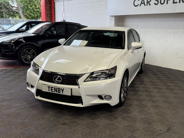 2015 Lexus GS 2.5 300h Premier Saloon 4dr Petrol Hybrid CVT Euro 5 (s/s) (223 ps) Saloon PETROL/E...