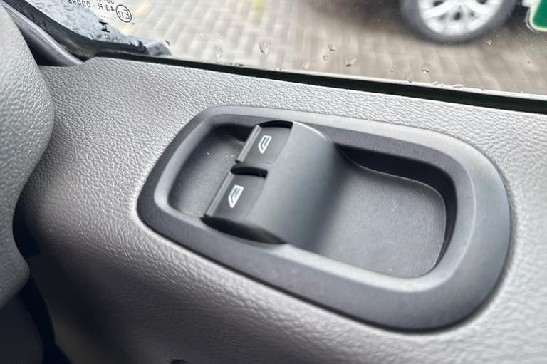 2023 Ford Transit 2.0 EcoBlue 170ps H3 18 Seater Leader Auto MINIBUS DIESEL Automatic