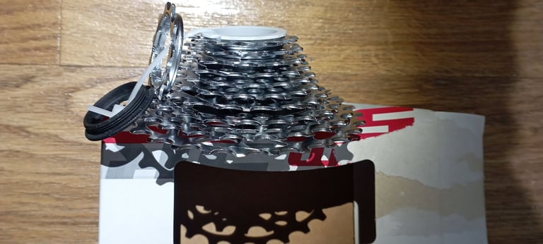 image for bicycle sram   cassette gear set, 11 gears 11-28 teeth,, pg1130.