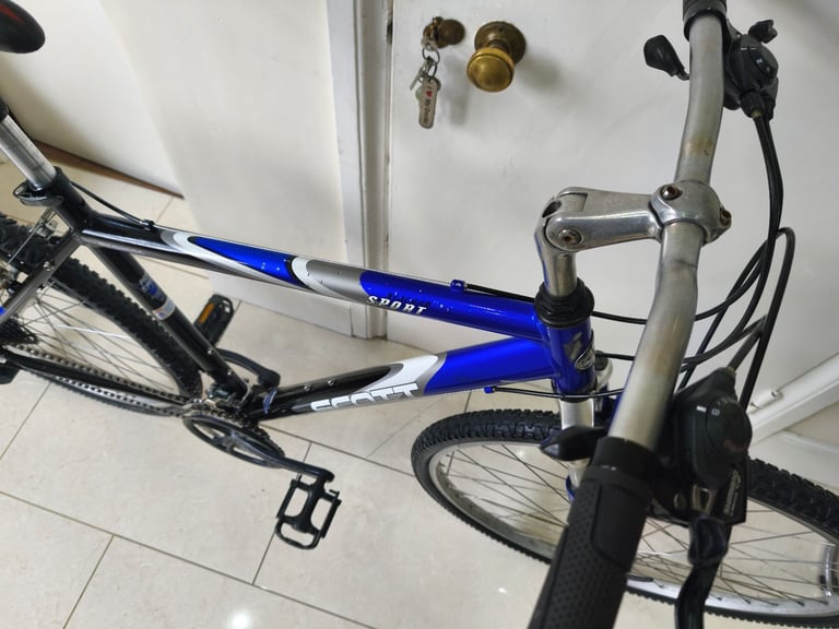 Scott mens hybrid bike fully serviced 