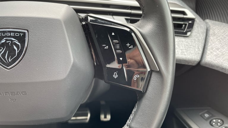 2024 Peugeot 3008 1.2 MHEV Allure e-DSC Euro 6 (s/s) 5dr SUV Hybrid Automatic